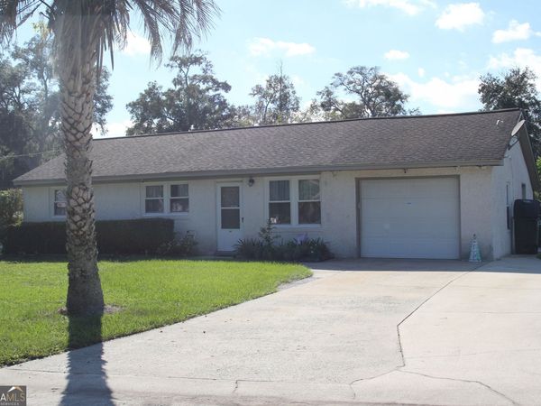 203 Bishop Circle, Saint Marys, GA 31558