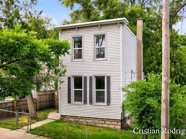 243 Fairbanks Street NE, Grand Rapids, MI 49503