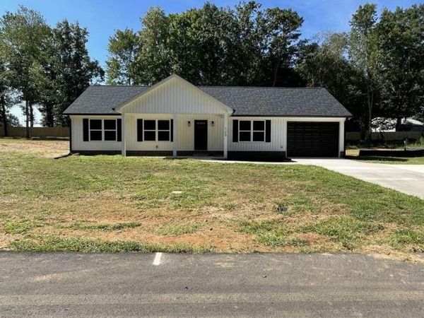 120 Francis Drive , Lawndale, NC 28090