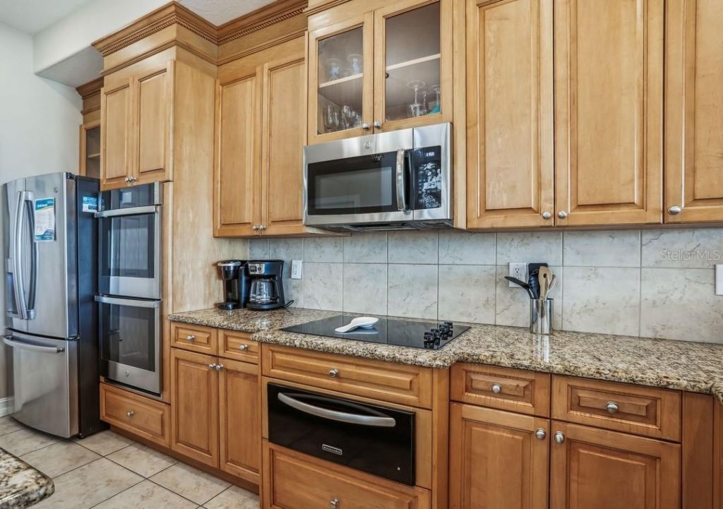 17810 Lee Avenue, Redington Shores, FL 33708 Photo