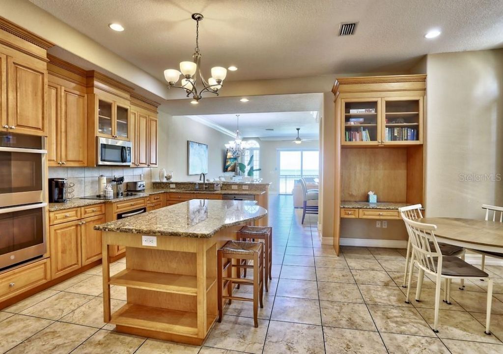 17810 Lee Avenue, Redington Shores, FL 33708 Photo