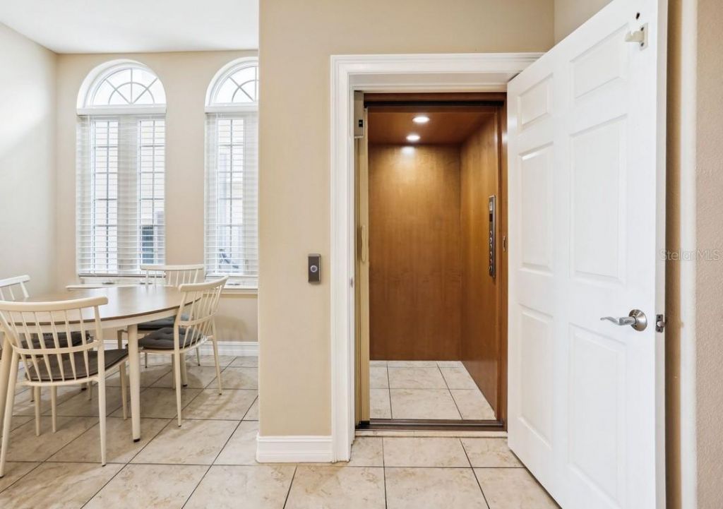 17810 Lee Avenue, Redington Shores, FL 33708 Photo