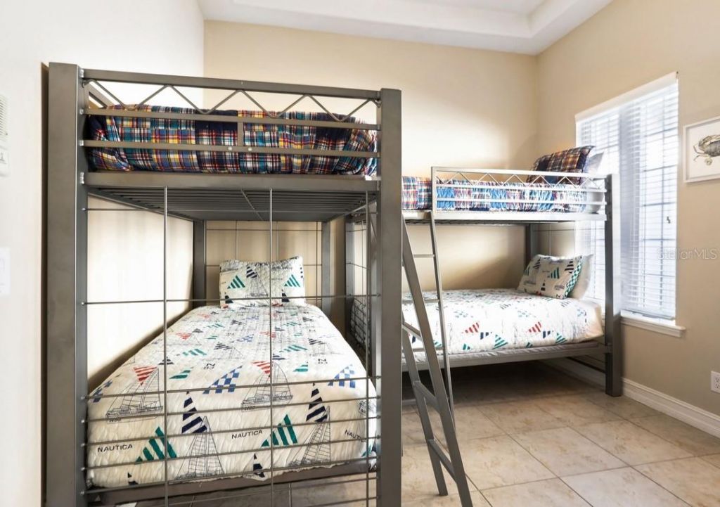 17810 Lee Avenue, Redington Shores, FL 33708 Photo