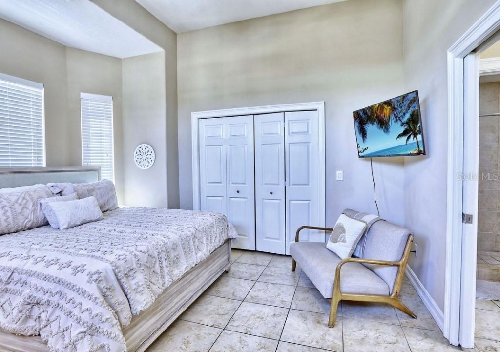 17810 Lee Avenue, Redington Shores, FL 33708 Photo
