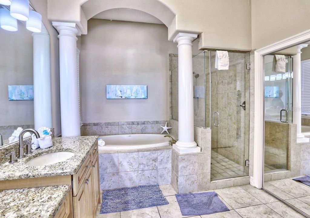 17810 Lee Avenue, Redington Shores, FL 33708 Photo
