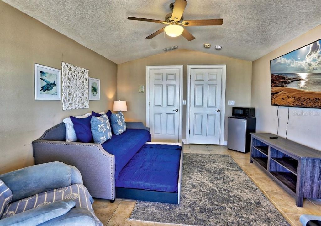 17810 Lee Avenue, Redington Shores, FL 33708 Photo