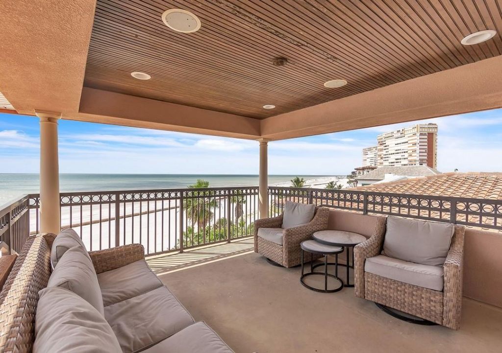 17810 Lee Avenue, Redington Shores, FL 33708 Photo