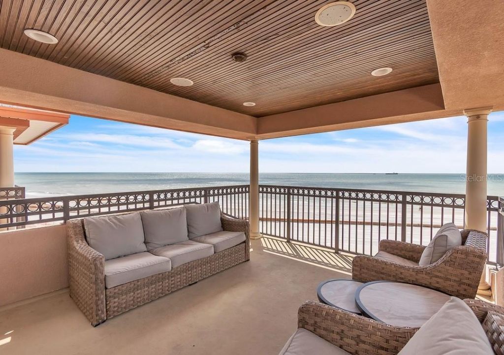 17810 Lee Avenue, Redington Shores, FL 33708 Photo