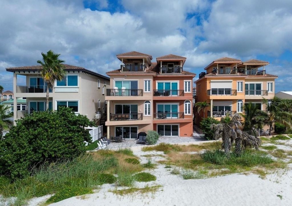 17810 Lee Avenue, Redington Shores, FL 33708 Photo