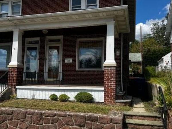 2123 FAIRVIEW STREET , READING, PA 19609