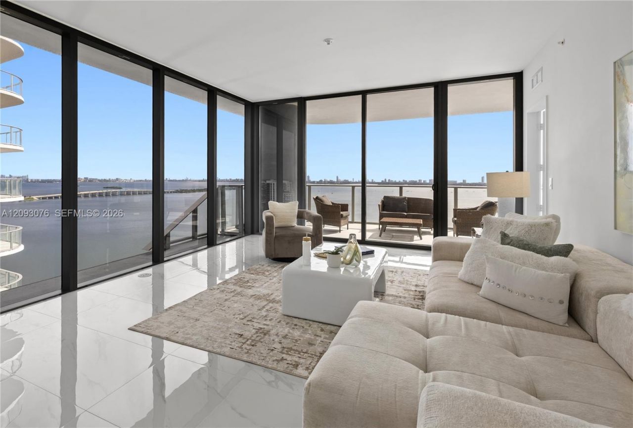 700 NE 24th St, Unit 2201, Miami, FL 33137 Photo