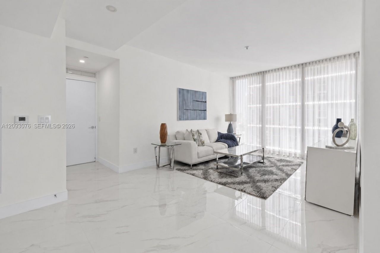 700 NE 24th St, Unit 2201, Miami, FL 33137 Photo