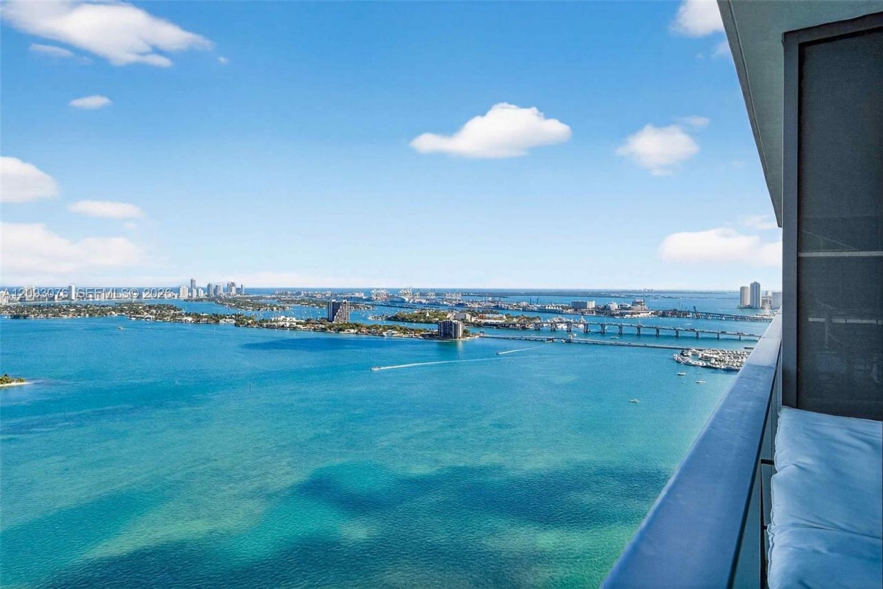 700 NE 24th St, Unit 2201, Miami, FL 33137 Photo