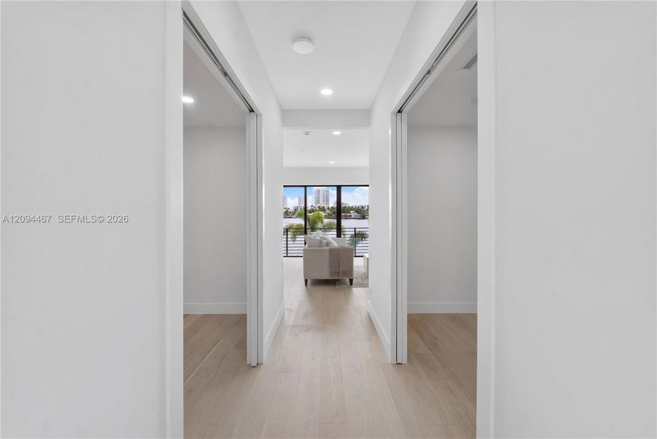 350 Circle Dr, Pompano Beach, FL 33062 Photo