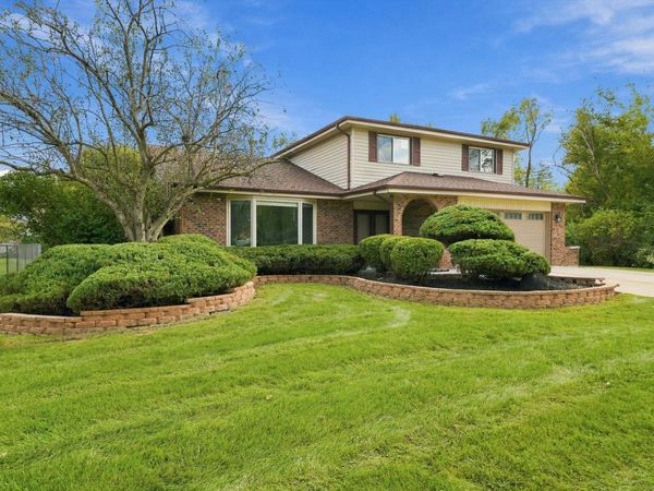 11453 Brook Hill Drive , Orland Park, IL 60467