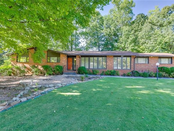 2602 Cosmos Court NE, Atlanta, GA 30345