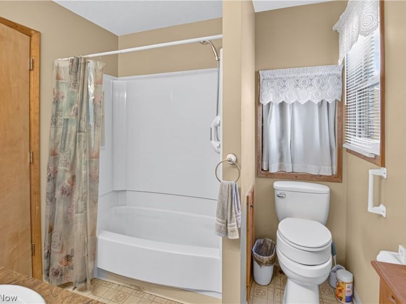 6005 Opal Street, North Ridgeville, OH 44039 Photo 28