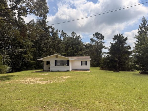 592 County Road 989, Iuka, MS 38852