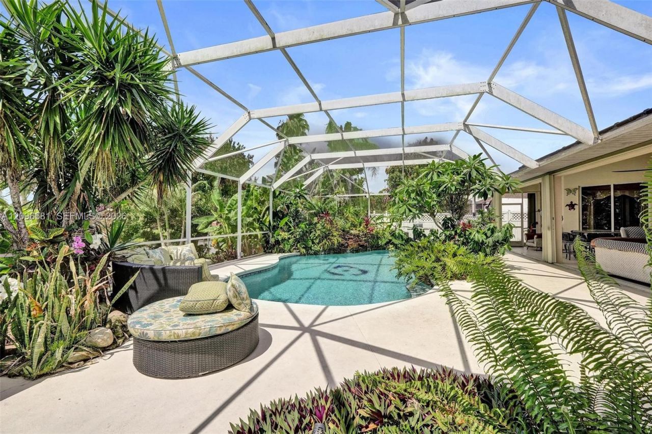 464 NE Cornwall Avenue, Port Saint Lucie, FL 34983 Photo