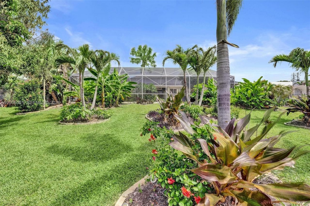 464 NE Cornwall Avenue, Port Saint Lucie, FL 34983 Photo
