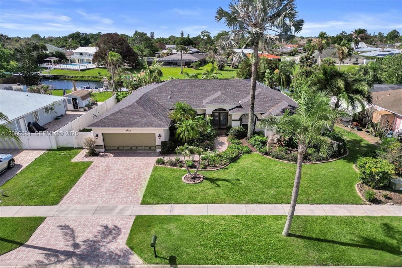 464 NE Cornwall Avenue, Port Saint Lucie, FL 34983 Photo