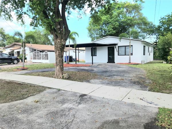 412 NW 21st Ter , Fort Lauderdale, FL 33311