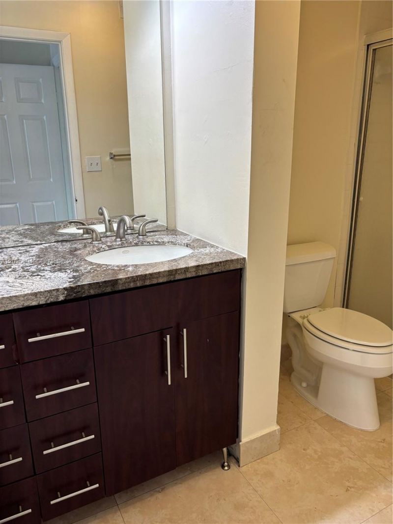 704 NW 92nd Ave, Unit 704, Plantation, FL 33324 Photo