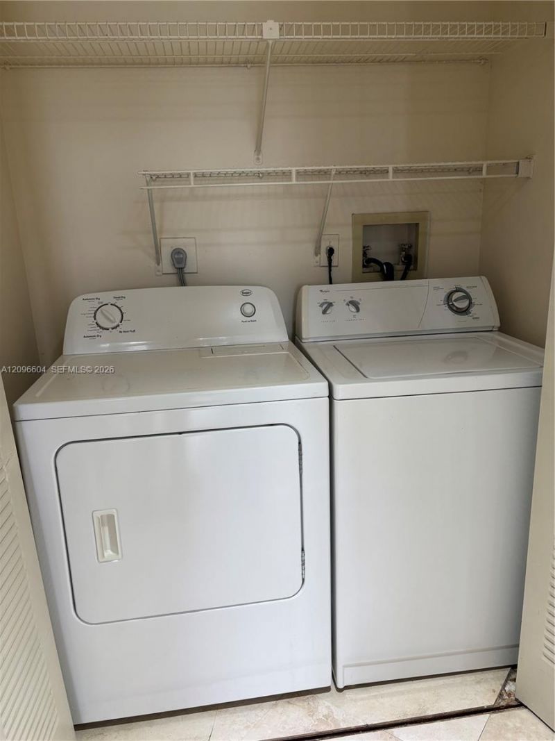 704 NW 92nd Ave, Unit 704, Plantation, FL 33324 Photo