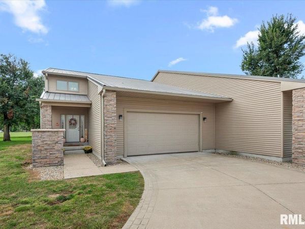 302 Harbor Point Place, Springfield, IL 62712