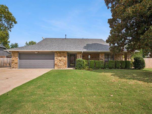 108 W Timberlane Court , Broken Arrow, OK 74011