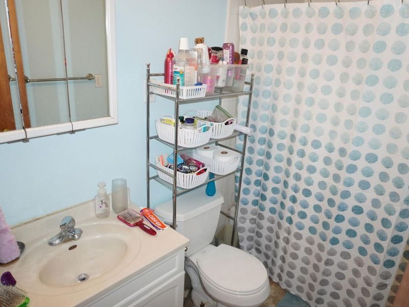 415 Gibbs Avenue, Wapakoneta, OH 45895 Photo 13