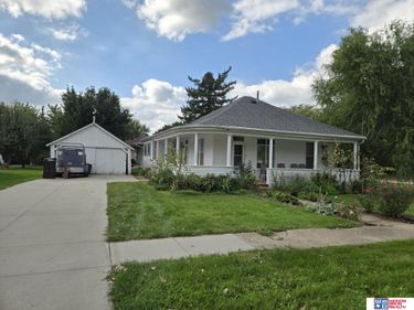 109 S 2nd Street, Tecumseh, NE 68450