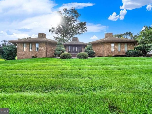 1515 DETWILER DRIVE , YORK, PA 17404