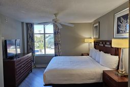 5200 N Ocean Blvd.  photo 4