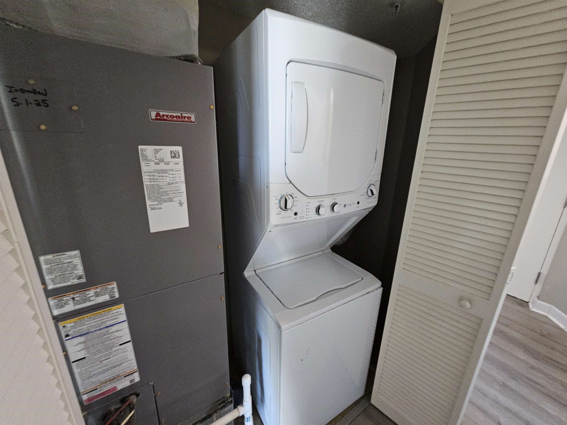 5200 N Ocean Blvd.  Photo 8