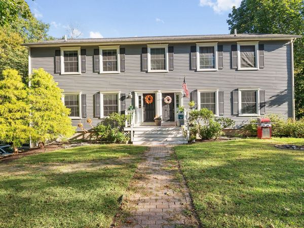 5 Landing Rd, Essex, MA 01929