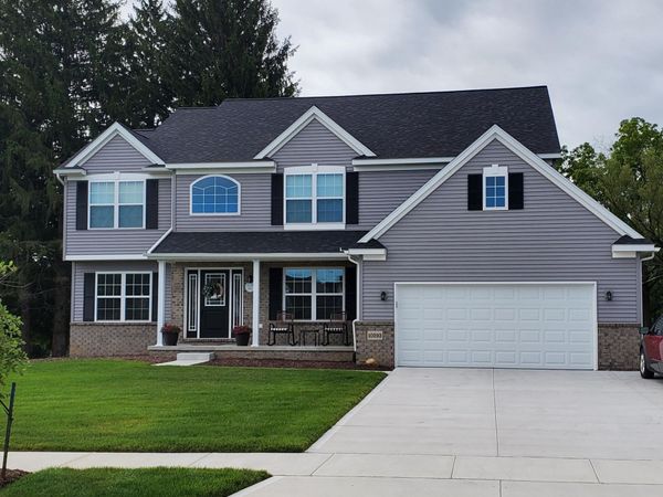 3200 Apple Blossom Way, Monroe, MI 48161
