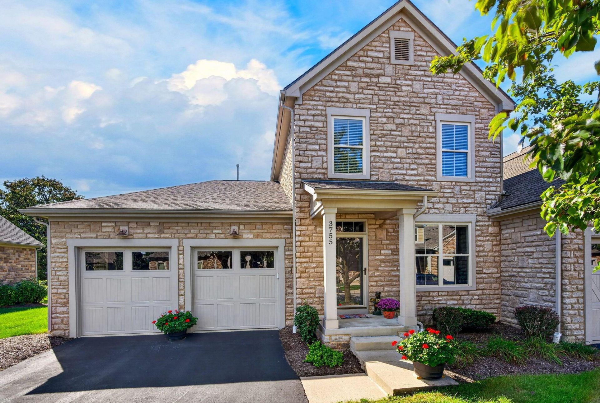 3755 Foresta Grand Drive , Powell, OH 43065 Main Photo