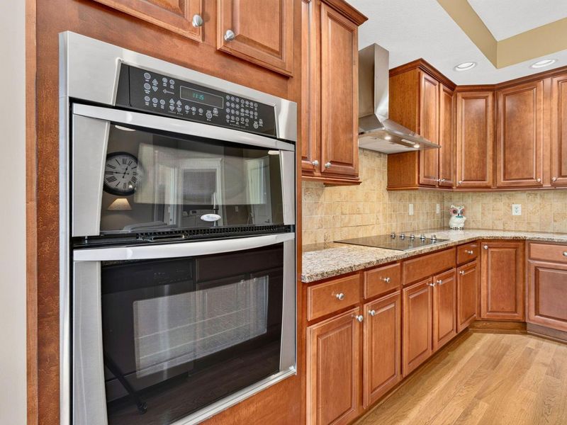3755 Foresta Grand Drive, Powell, OH 43065 Photo 14