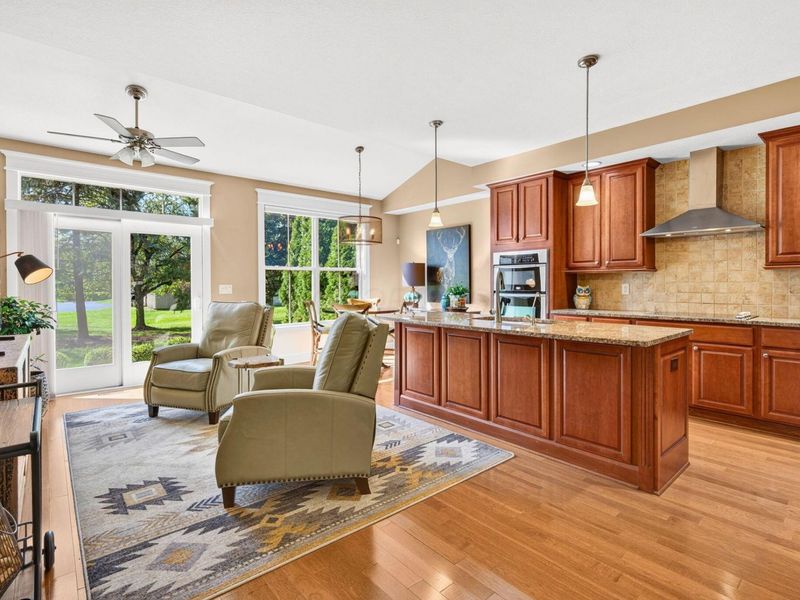 3755 Foresta Grand Drive, Powell, OH 43065 Photo 9