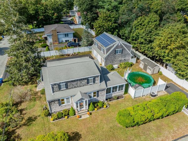 53 Main Ave, Wareham, MA 02538