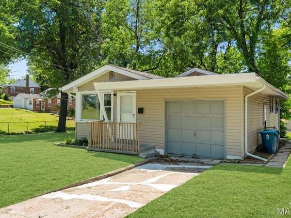 2502 McLaran Avenue, Jennings, MO 63136