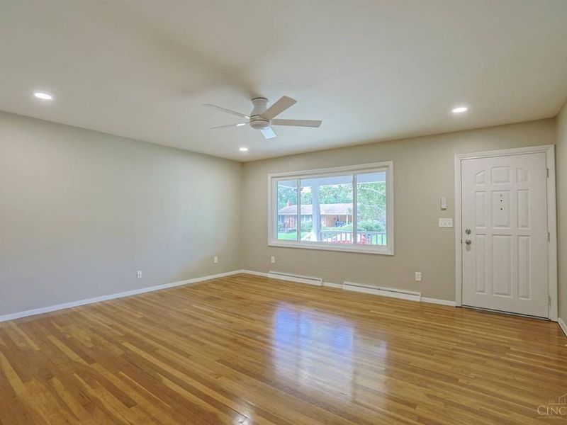 8422 Chesswood Drive, Colerain Township, OH 45239 Photo 6
