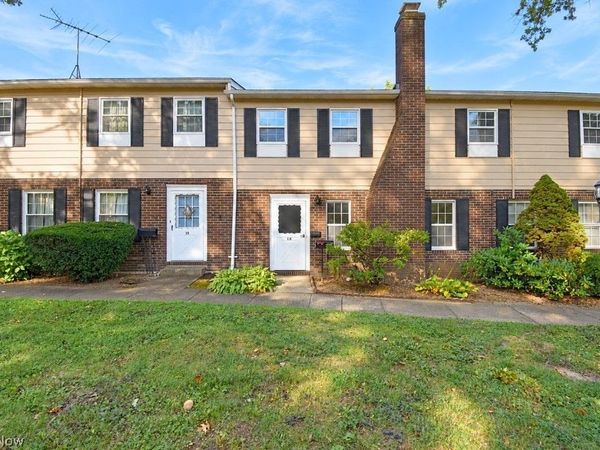 8240 Deepwood Boulevard , Unit 7-18, Mentor, OH 44060