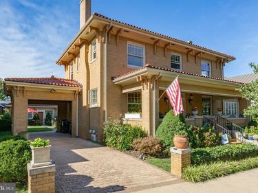 709 HANOVER STREET, FREDERICKSBURG, VA 22401