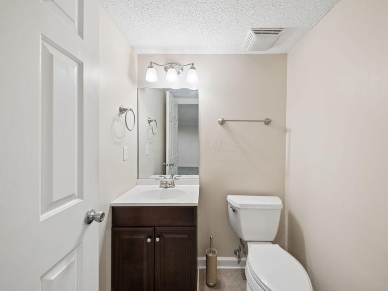 5687 Everbrook Drive, Unit 38A, Hilliard, OH 43026 Photo 17
