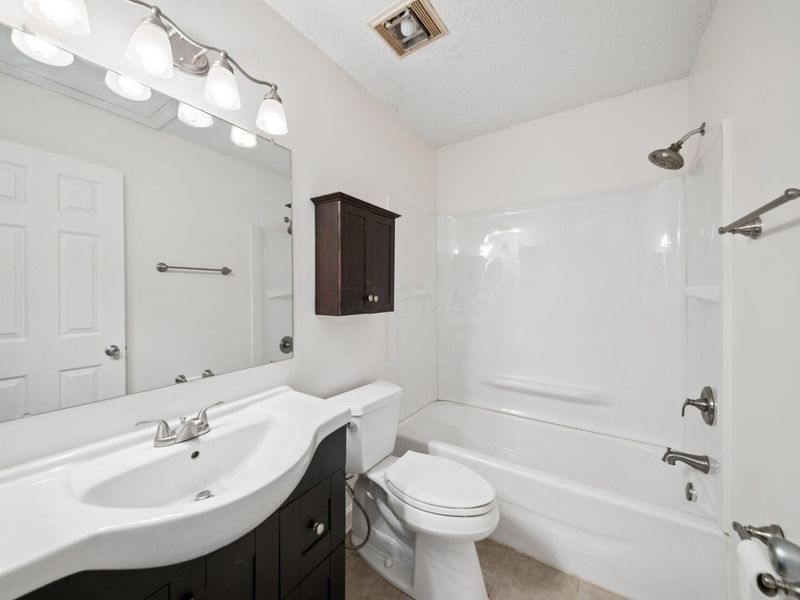 5687 Everbrook Drive, Unit 38A, Hilliard, OH 43026 Photo 18