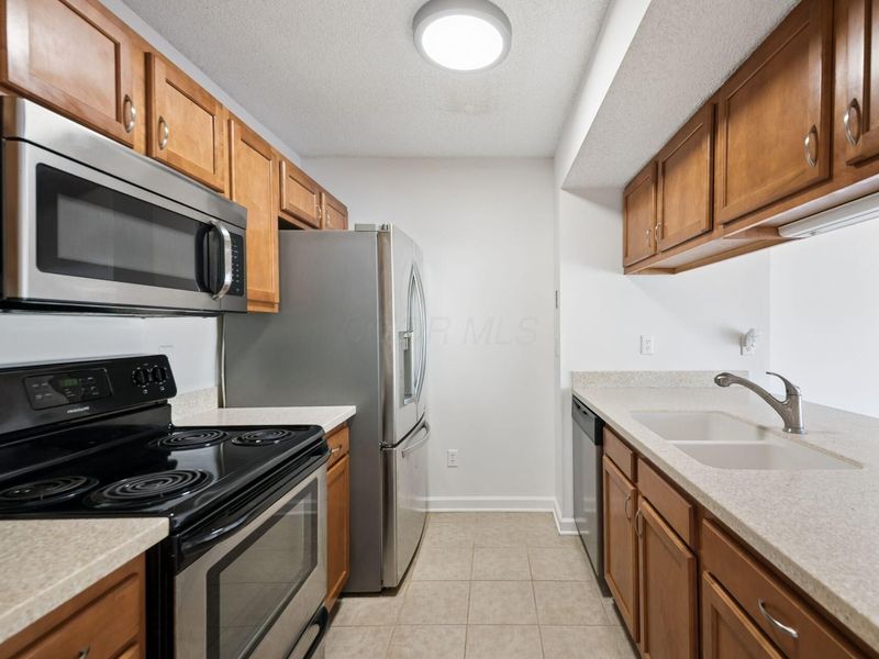 5687 Everbrook Drive, Unit 38A, Hilliard, OH 43026 Photo 6