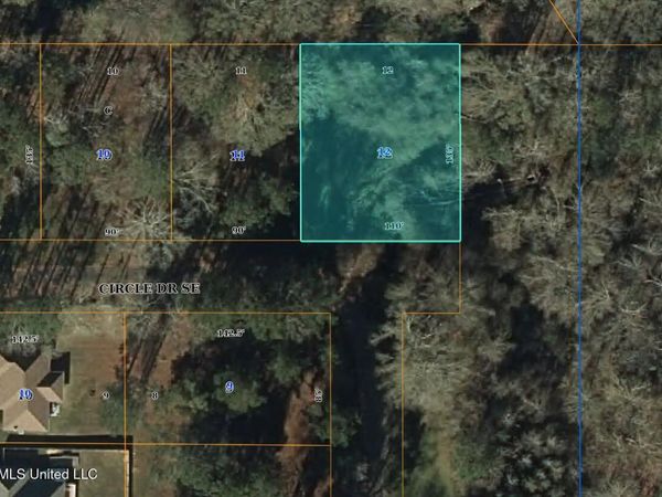 SE Circle Drive, Magee, MS 39111