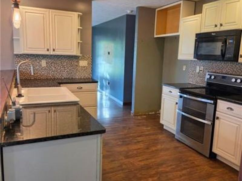 798 Brande Drive, Lakengren, OH 45320 Photo 5